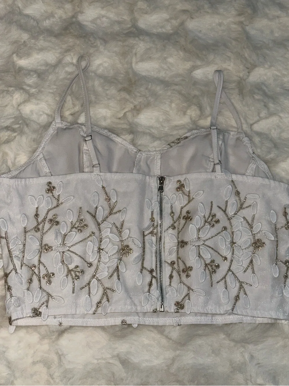 Dolls Dainty Floral Embroidered Floral Essential Stylish Crop Top- Women’s - Picture 3 of 3